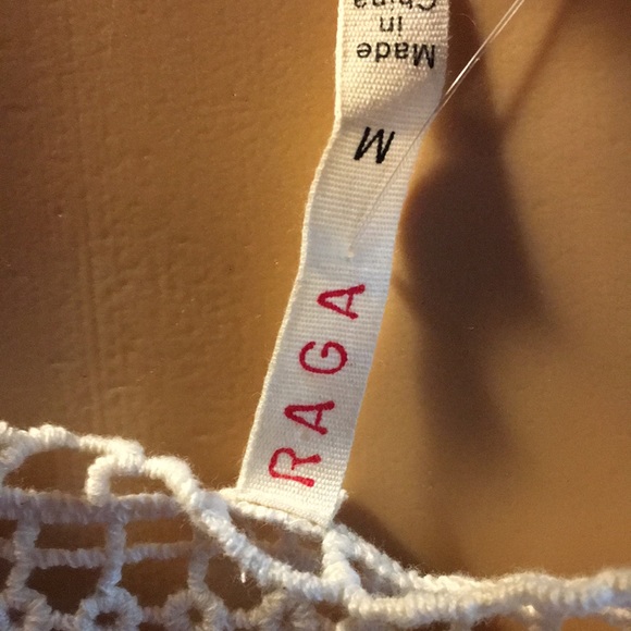 RAGA hollow out lace tank vest NWT wear alone or as cover up over bra/covers - Picture 4 of 8